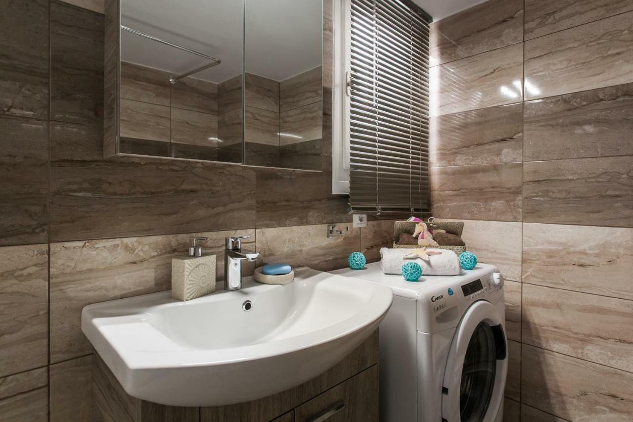 Modern Antique Private rooms near to Acropolis Museum&metro station Athènes Extérieur photo